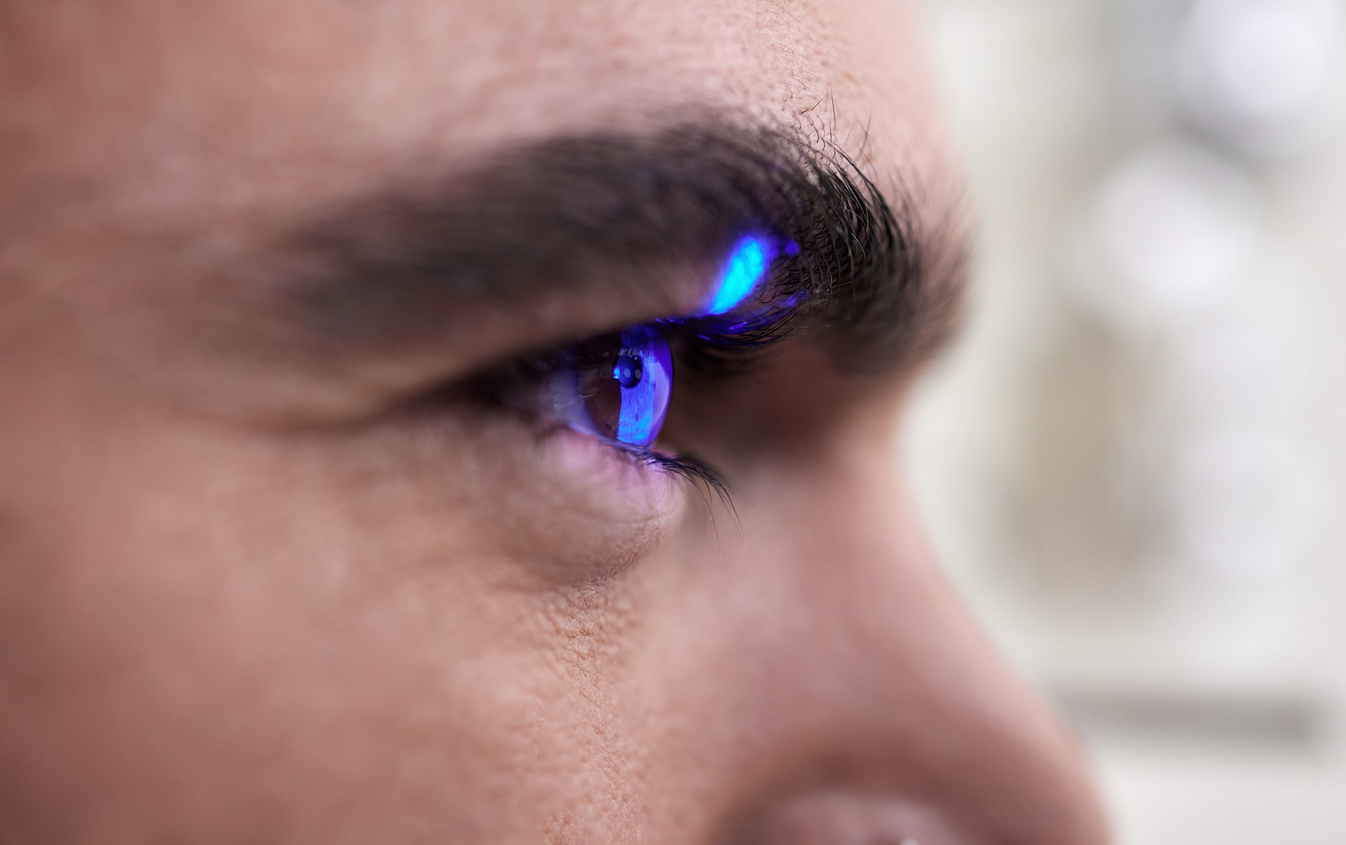 Laser vision correction by BEST LASIK SURGEONS IN AMERICA